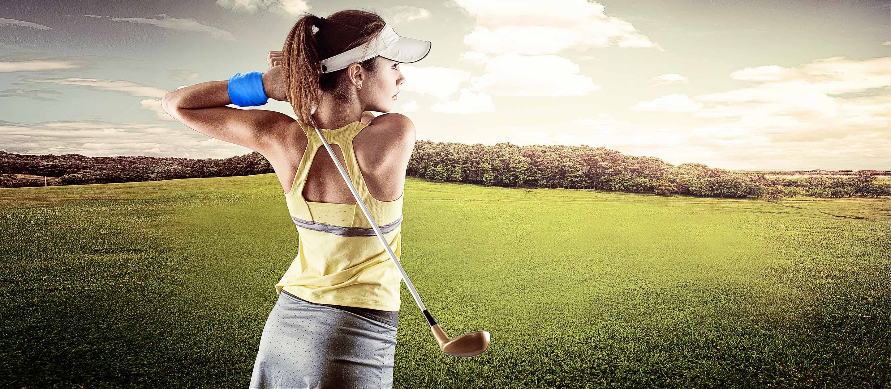 Photo: Woman golfing